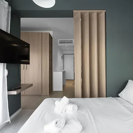 Denizen Penthouse, Nilie Hospitality Mgmt *