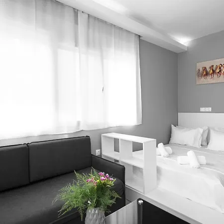 Denizen Penthouse, Nilie Hospitality Mgmt Thessaloniki